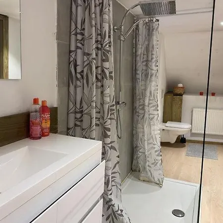 Stone House In With Private Pool בית נופש המואר